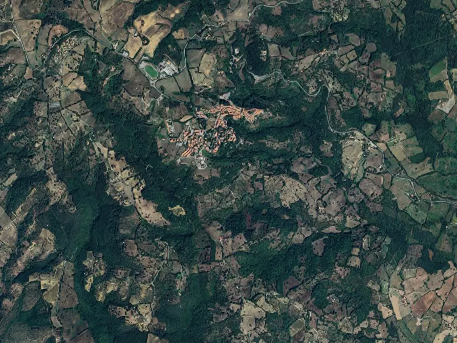 Immagine 22 di Villa in vendita  in Via Montorgiali a Scansano