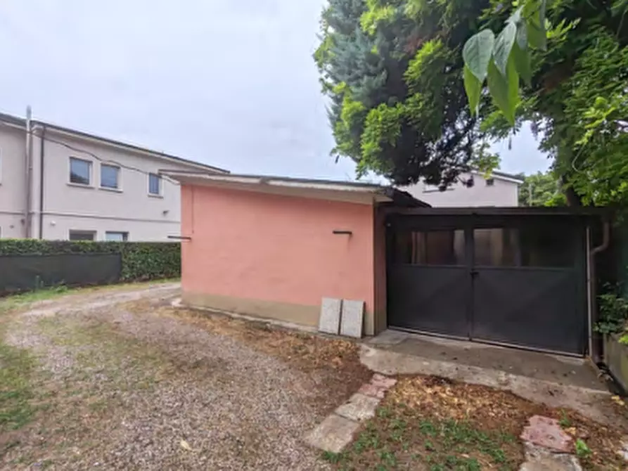 Immagine 3 di Appartamento in vendita  in Str. Mantovanella a Mantova