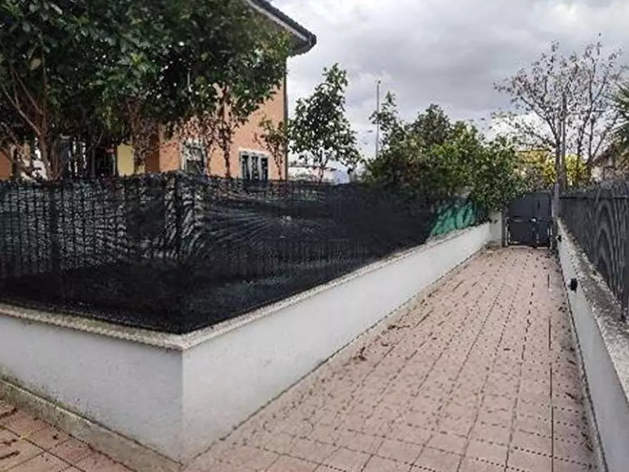 Immagine 7 di Appartamento in vendita  in Via Riola Sardo a Roma