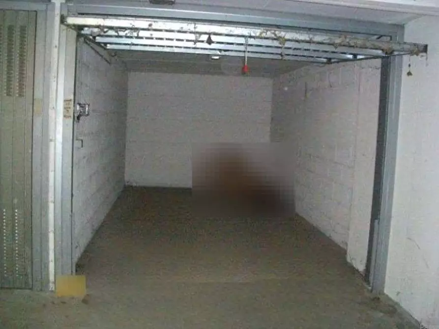 Immagine 13 di Appartamento in vendita  in Via Riola Sardo a Roma