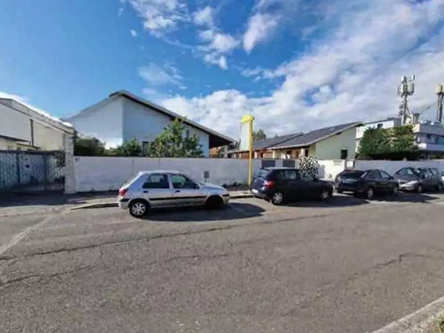 Immagine 8 di Garage in vendita  in Via Pietro Romani a Roma