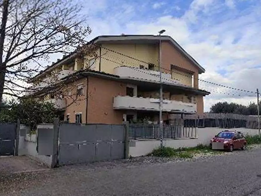 Immagine 7 di Appartamento in vendita  in Via Riola Sardo a Roma