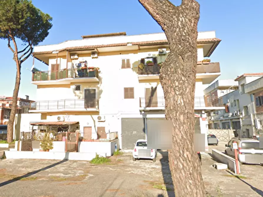 Immagine 5 di Appartamento in vendita  in  Via Ignazio Scimonelli  a Roma