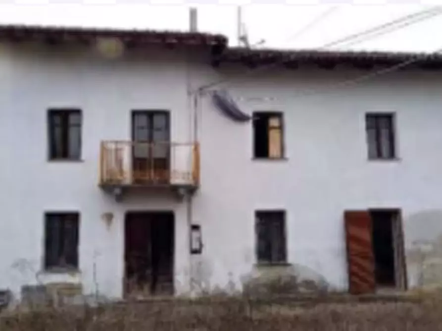 Immagine 3 di Casa indipendente in vendita  in Via Rivella a Castagnole Delle Lanze