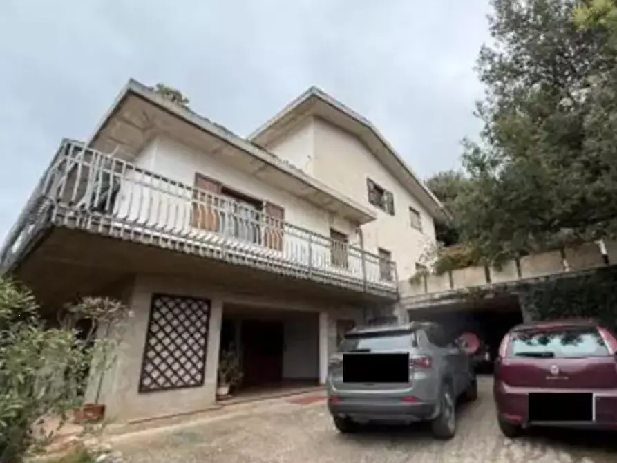 Immagine 1 di Casa indipendente in vendita  in Via Edmondo de Amicis a Corciano