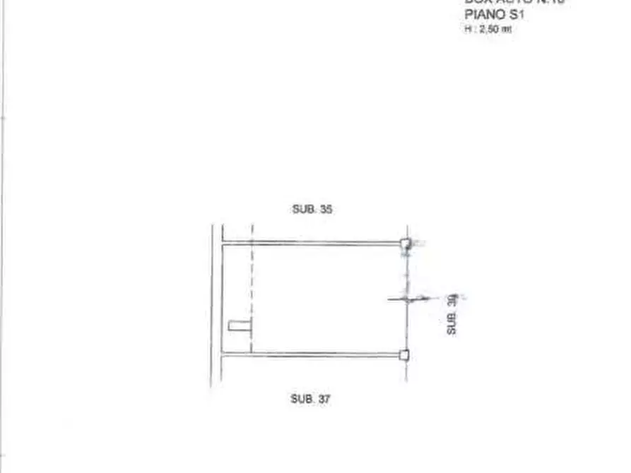 Immagine 15 di Garage in vendita  in Via Pietro Romani a Roma