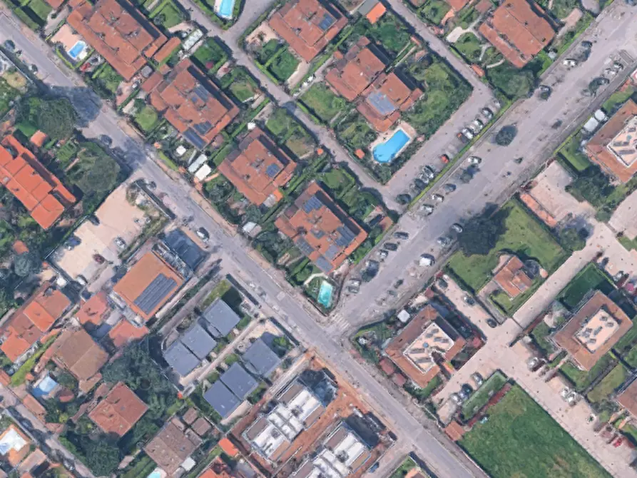 Immagine 21 di Villa in vendita  in Via Pietro Romani a Roma