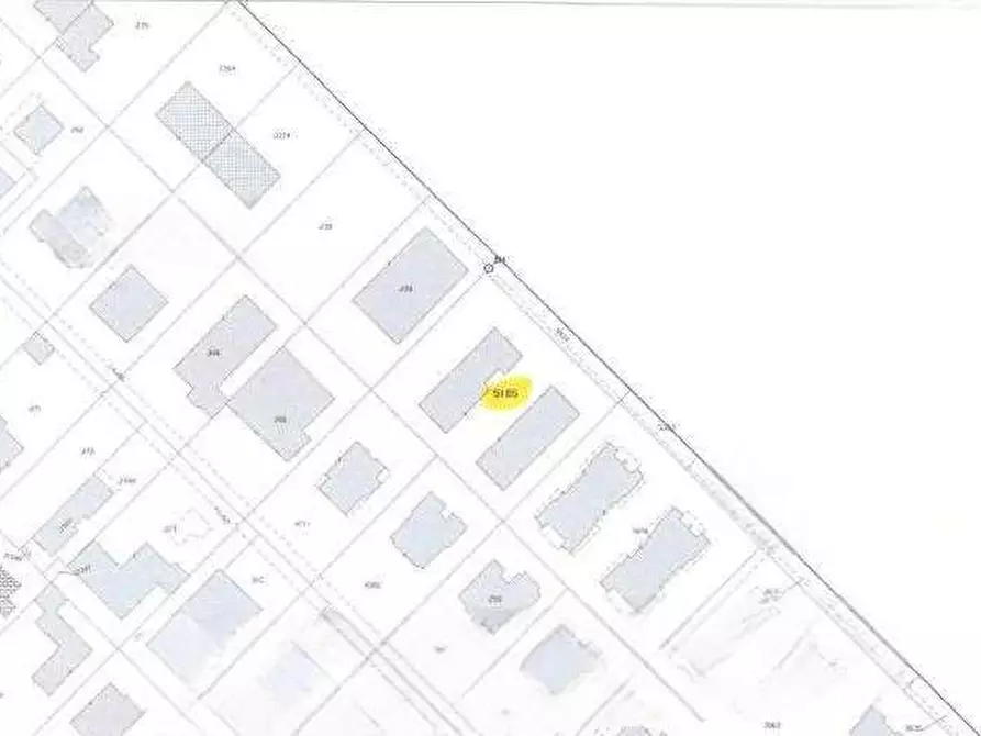 Immagine 18 di Garage in vendita  in Via Pietro Romani a Roma