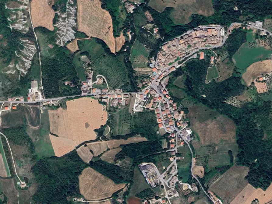 Immagine 2 di Laboratorio in vendita  in località Falerone a Falerone