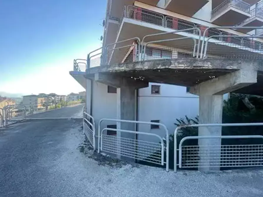 Immagine 1 di Laboratorio in vendita  in Via Giuseppe di Vittorio v a Montegranaro