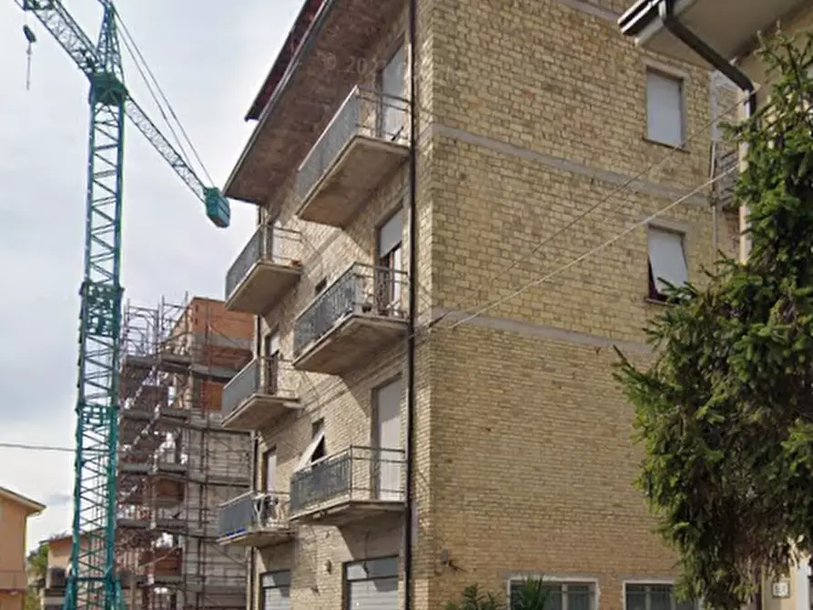 Immagine 7 di Appartamento in vendita  in Via Fratelli Bandiera  a Civitanova Marche