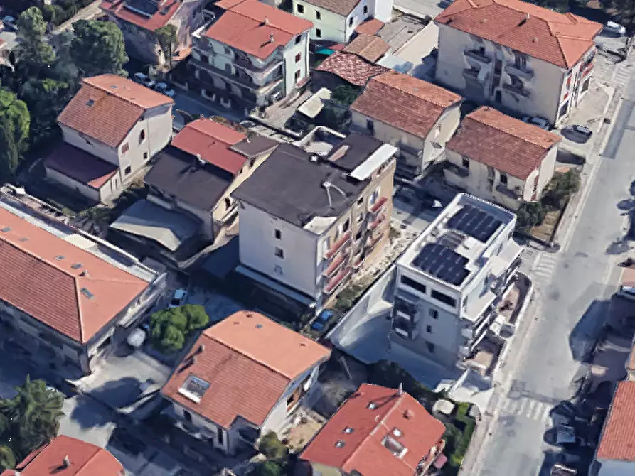 Immagine 12 di Appartamento in vendita  in Via Fratelli Bandiera  a Civitanova Marche