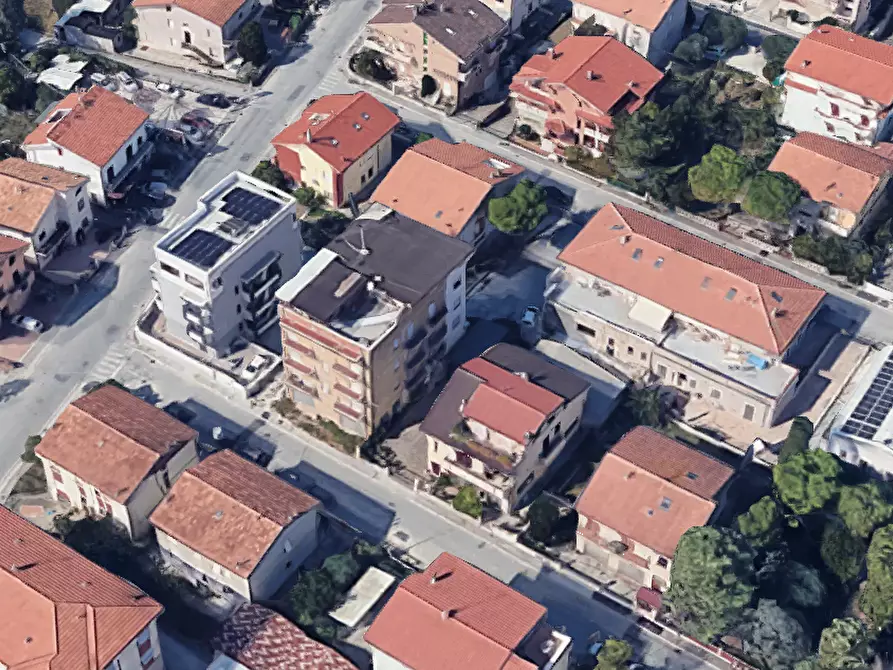 Immagine 14 di Appartamento in vendita  in Via Fratelli Bandiera  a Civitanova Marche