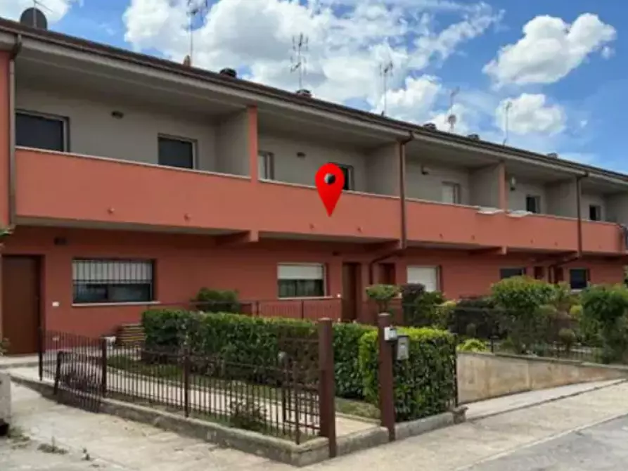 Immagine 2 di Villetta a schiera in vendita  in Via Luigi Longo a Panicale