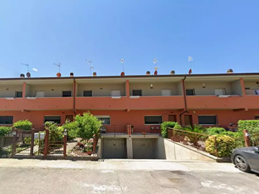 Immagine 10 di Villetta a schiera in vendita  in Via Luigi Longo a Panicale