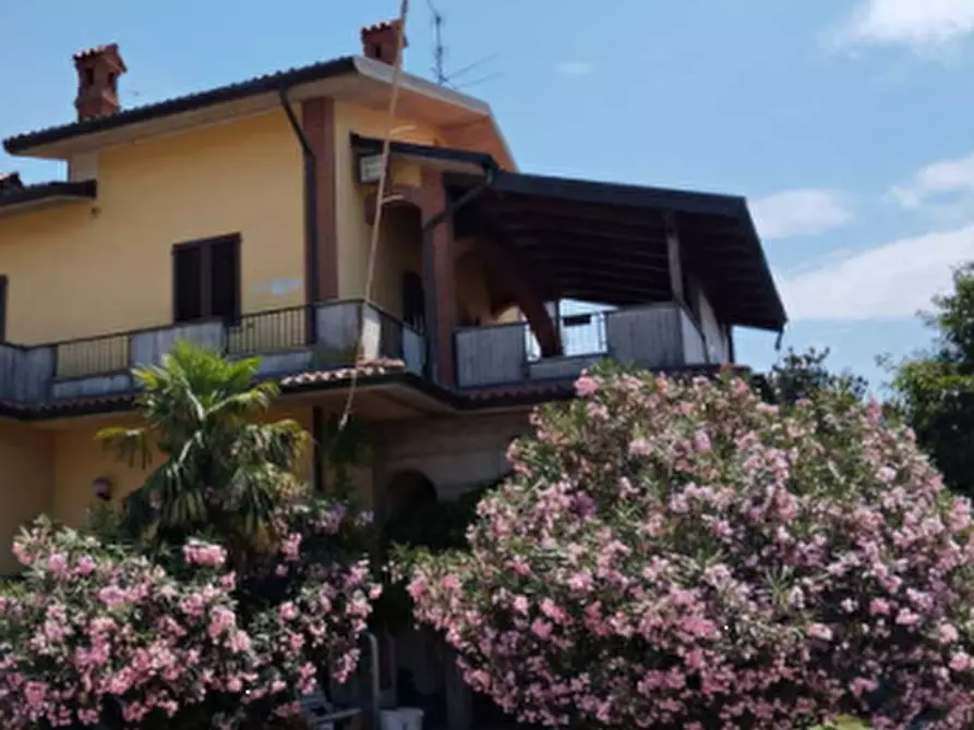 Immagine 4 di Appartamento in vendita  in Via Treviglio a Pontirolo Nuovo