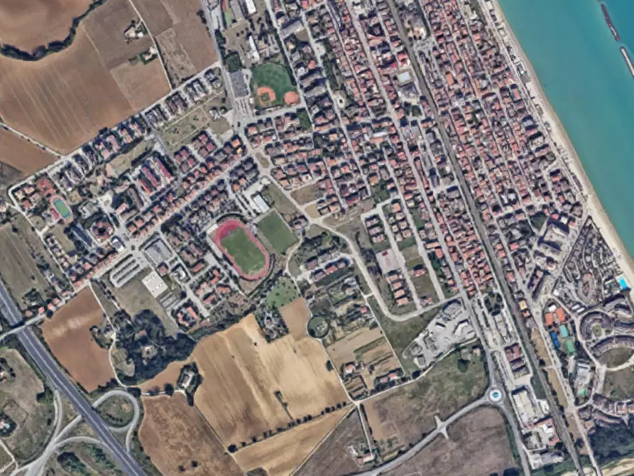 Immagine 4 di Negozio in vendita  in Via Siracusa a Porto Sant'elpidio