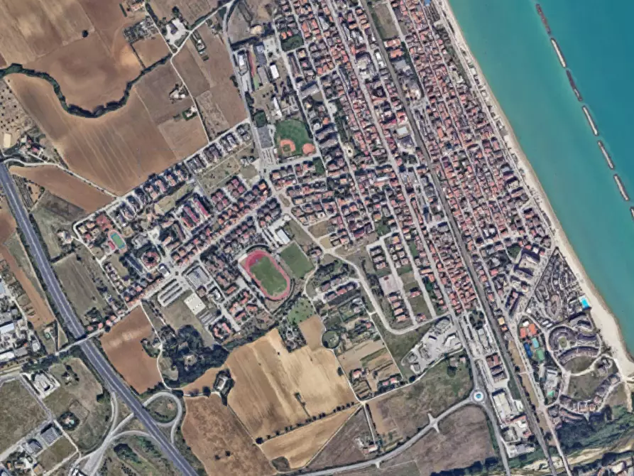 Immagine 5 di Negozio in vendita  in Via Siracusa a Porto Sant'elpidio