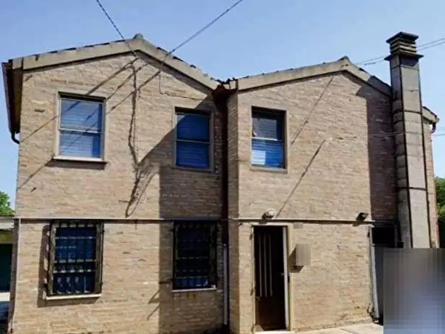 Immagine 2 di Porzione di casa in vendita  in Via ca' rossa a Ferrara