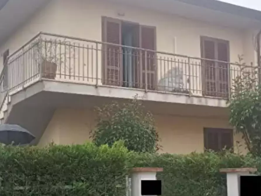 Immagine 5 di Appartamento in vendita  in Via Ignazio Sione a Castiglione Del Lago