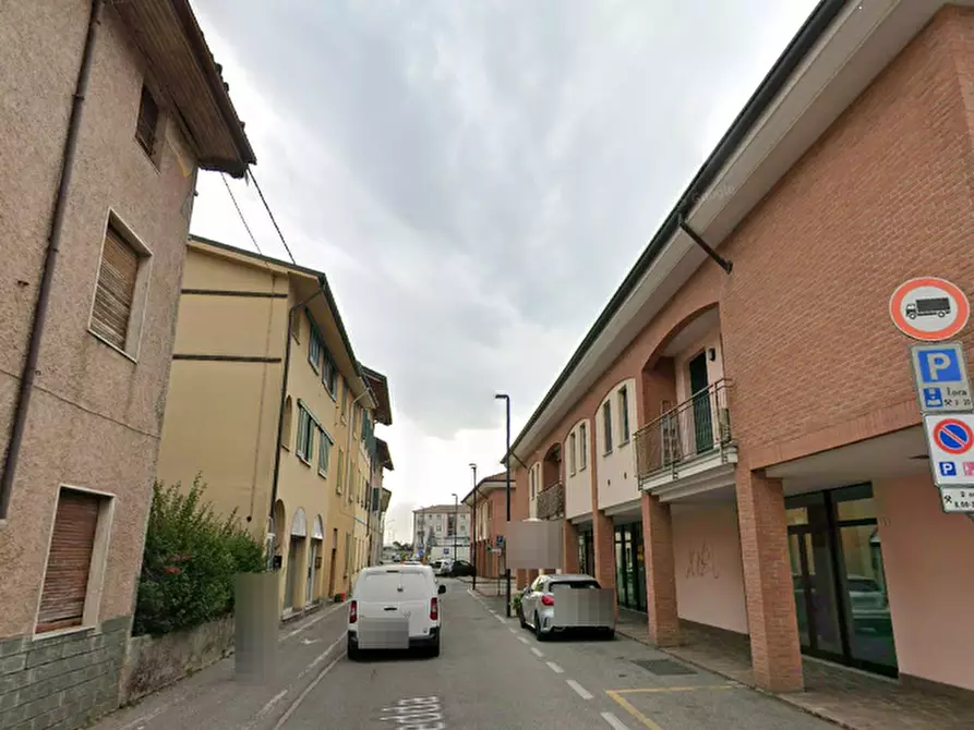 Immagine 12 di Appartamento in vendita  in Piazza Beretta  a Sulbiate