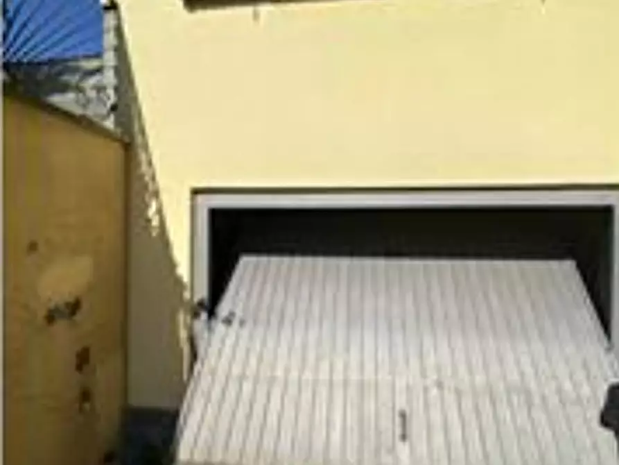 Immagine 8 di Appartamento in vendita  in Via Manzoni a Macherio