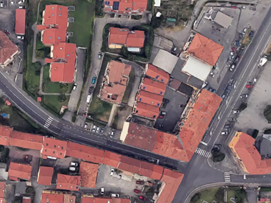 Immagine 7 di Garage in vendita  in Via per Monza a Cologno Monzese