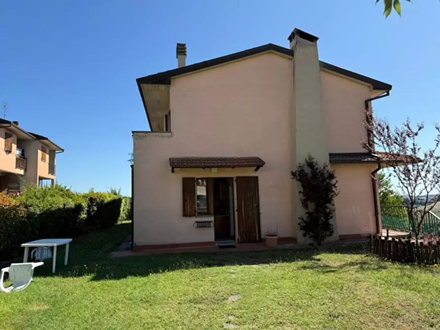 Immagine 2 di Casa bifamiliare in vendita  in Via San Giacomo a Loiano