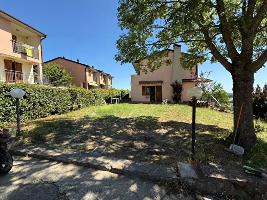 Immagine 6 di Casa bifamiliare in vendita  in Via San Giacomo a Loiano