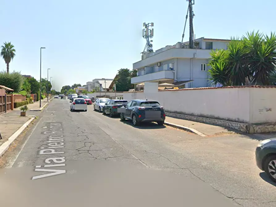 Immagine 16 di Villa in vendita  in Via Pietro Romani a Roma