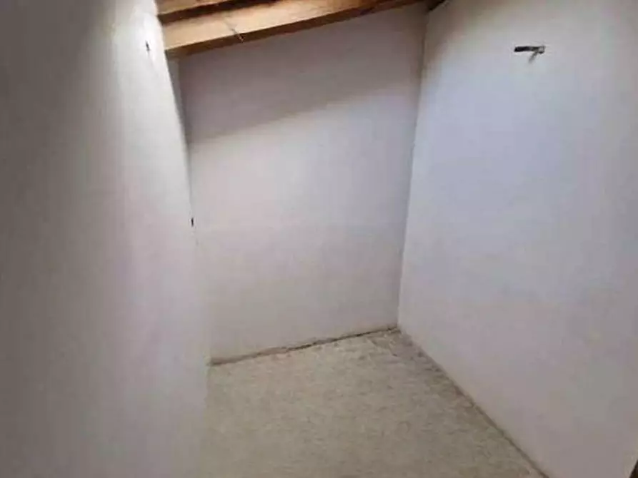 Immagine 28 di Villa in vendita  in Via Pietro Romani a Roma