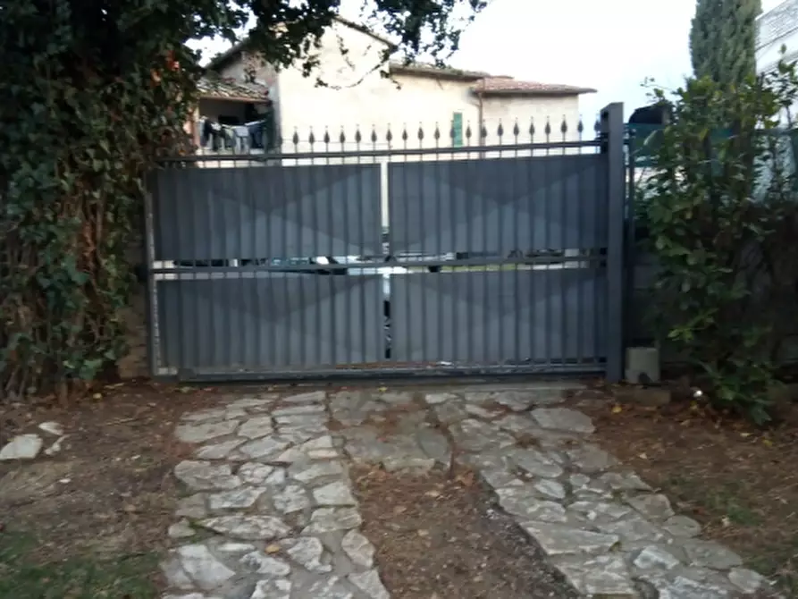 Immagine 2 di Villa in vendita  in Via Giuseppe Piermarini  a Perugia