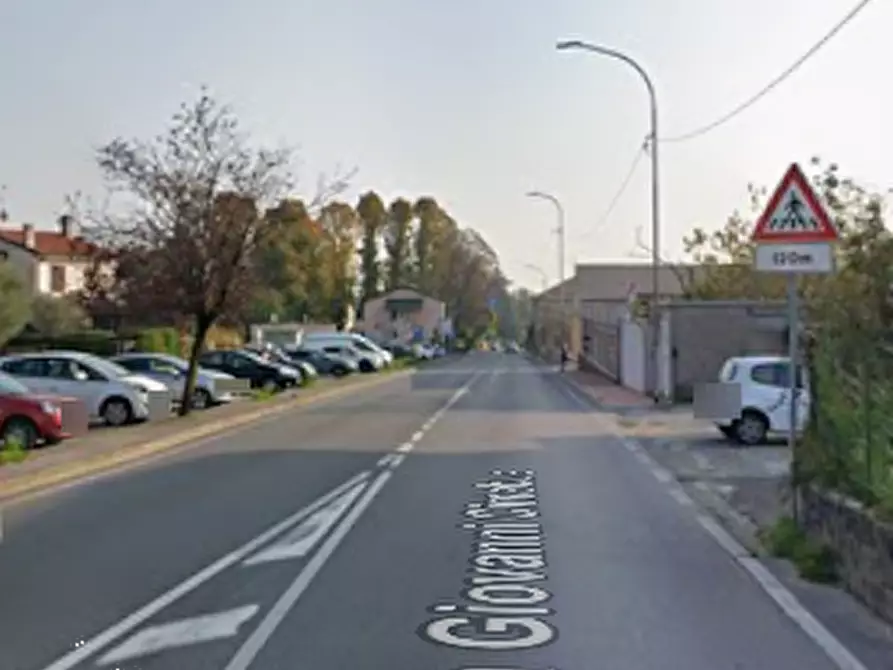 Immagine 12 di Appartamento in vendita  in Via Giovanni Cimabue a Besana In Brianza