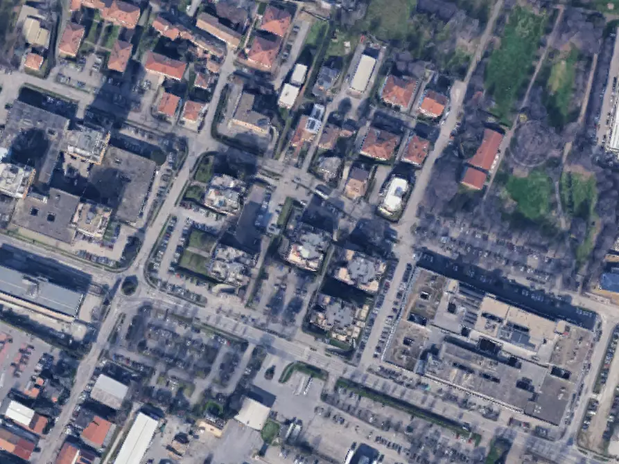 Immagine 9 di Garage in vendita  in Via J.F. Kennedy a Reggio Nell'emilia