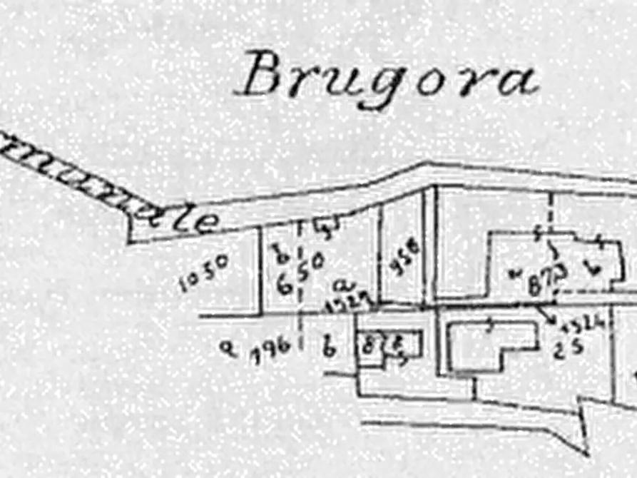 Immagine 16 di Appartamento in vendita  in  Via Brugora a Erba