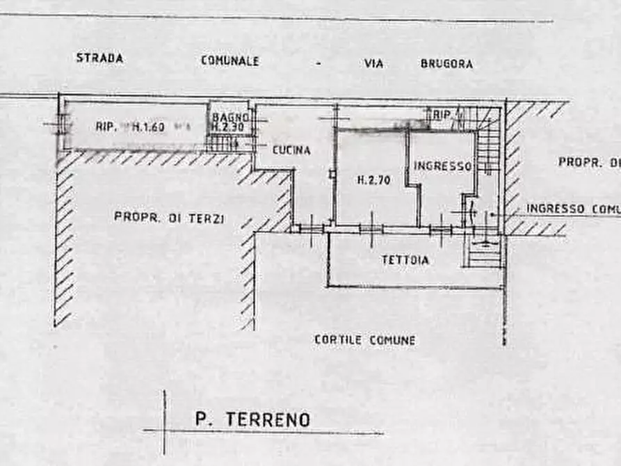 Immagine 17 di Appartamento in vendita  in  Via Brugora a Erba