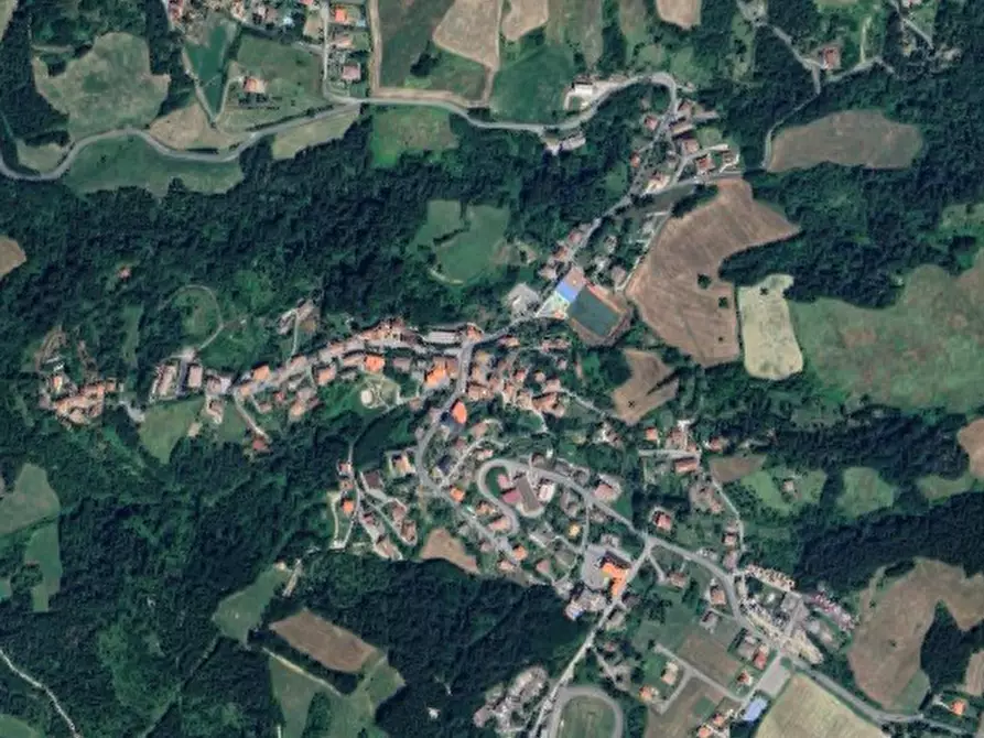 Immagine 4 di Appartamento in vendita  in  Via Roma a San Benedetto Val Di Sambro