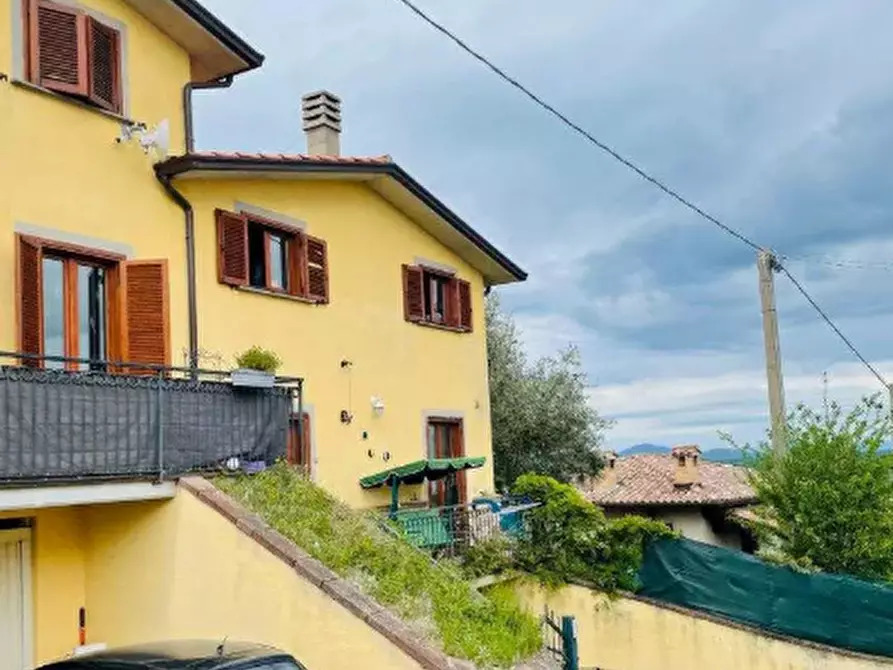 Immagine 1 di Villetta a schiera in vendita  in Strada dei Casengoli  a Perugia