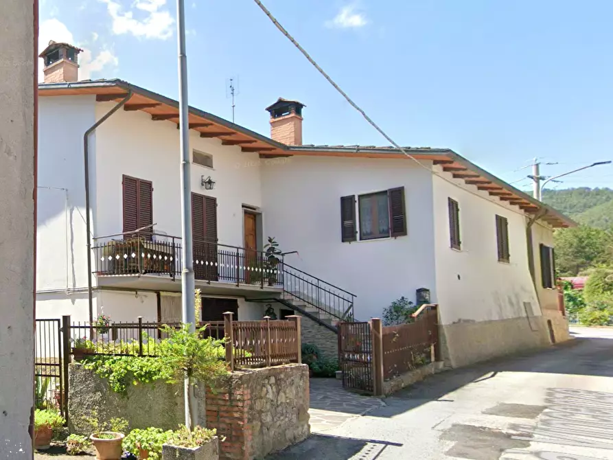 Immagine 5 di Porzione di casa in vendita  in Via Vocabolo Ginestreto  a Piegaro