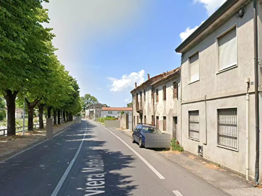 Immagine 9 di Garage in vendita  in Riviera Giacomo Matteotti a Badia Polesine