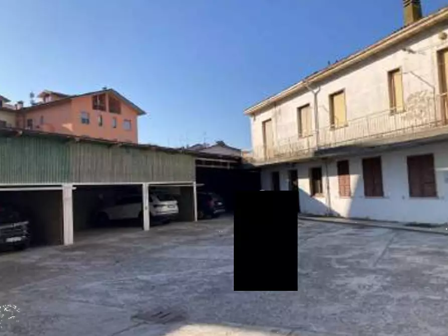 Immagine 3 di Capannone industriale in vendita  in Via Farnesiana a Piacenza