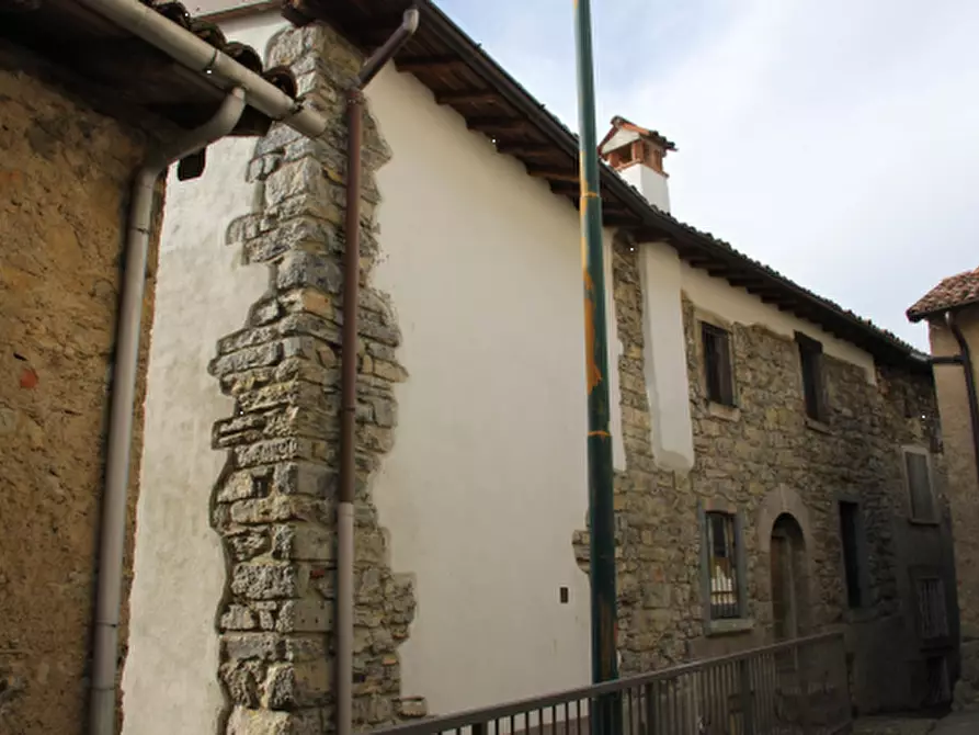 Immagine 1 di Villa in vendita  in Via Don Brozzoni a Serina