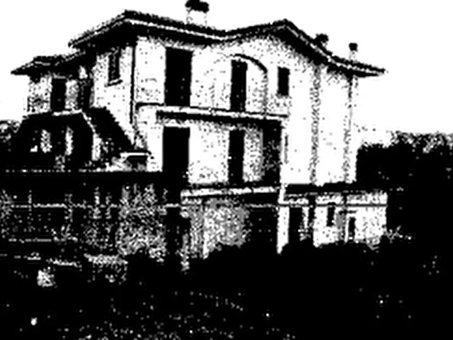 Immagine 15 di Appartamento in vendita  in Via Raoul Braccini a Gualdo Tadino