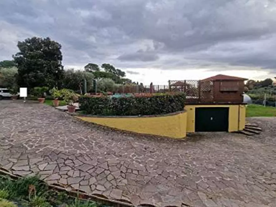 Immagine 17 di Villa in vendita  in Strada del Brozzo a Perugia