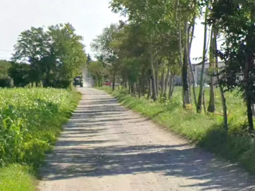 Immagine 5 di Terreno agricolo in vendita  in Via Treviglio a Pontirolo Nuovo