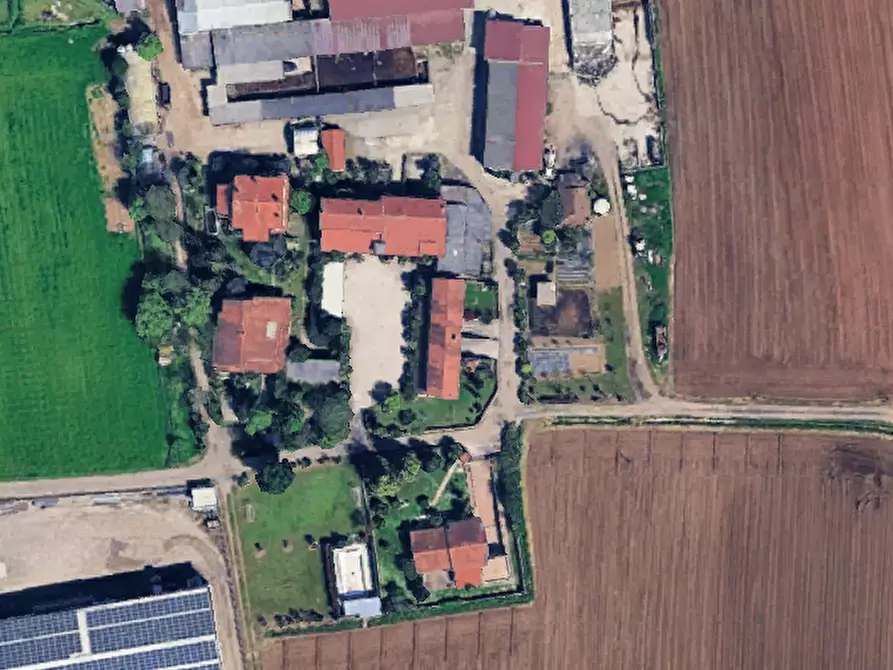 Immagine 8 di Terreno agricolo in vendita  in Via Treviglio a Pontirolo Nuovo