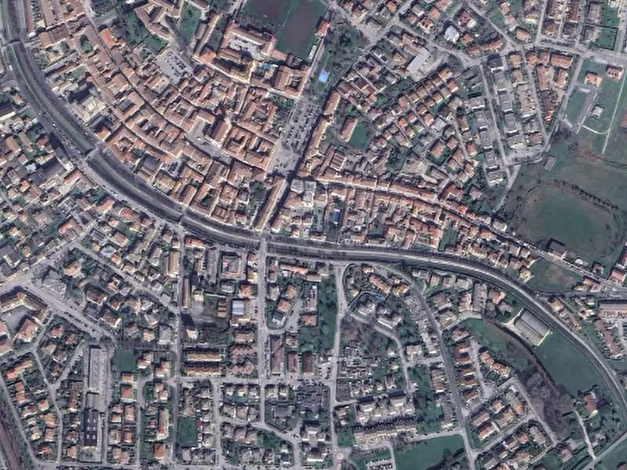 Immagine 11 di Garage in vendita  in Via Riviera Giacomo Matteotti a Badia Polesine