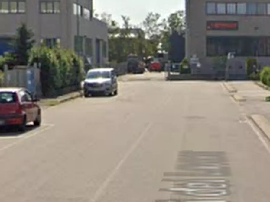 Immagine 9 di Capannone industriale in vendita  in Via Maestri del Lavoro a Cislago
