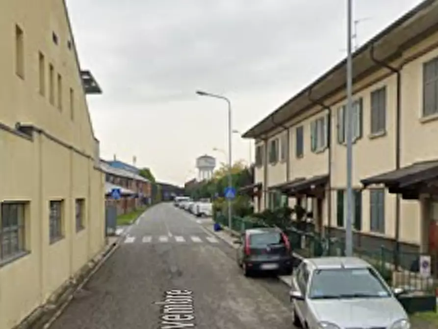 Immagine 24 di Appartamento in vendita  in Piazza IV Novembre  a Azzano San Paolo