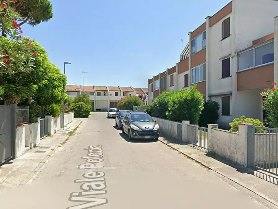 Immagine 16 di Appartamento in vendita  in Viale polonia  a Comacchio
